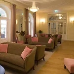 فندق Palace 5*