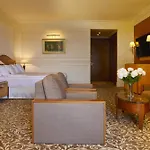 Palace 5*