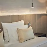 Palace 호텔 5*