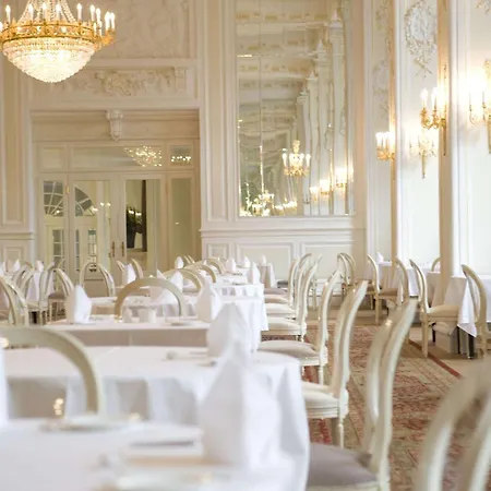 Kempinski Palace