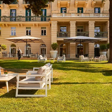 Kempinski Palace 5*