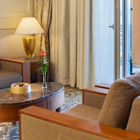 Hotel Kempinski Palace