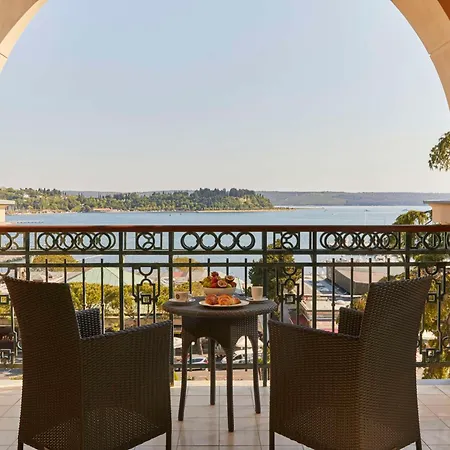 Kempinski Palace Hotel