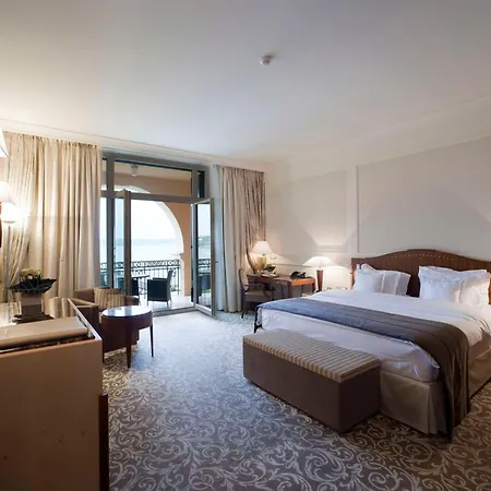 Kempinski Palace