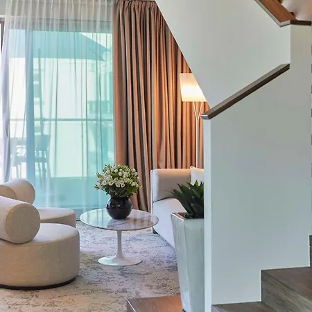 Kempinski Palace 5*