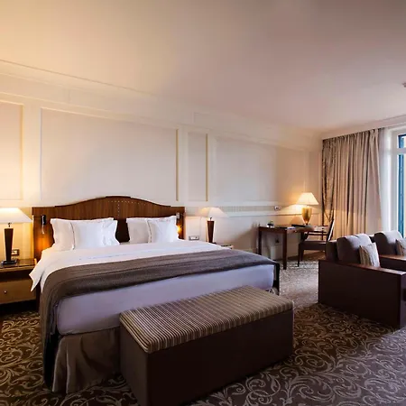 Kempinski Palace Hotel