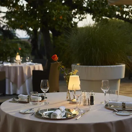 Ξενοδοχείο Kempinski Palace 5*