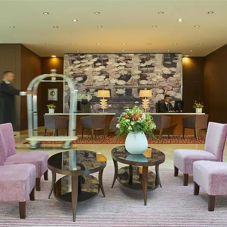 Kempinski Palace מלון בפורטורוז