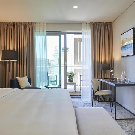 Palace Hotel 5*