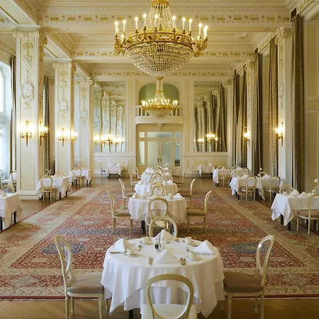 Palace Hotel 5*
