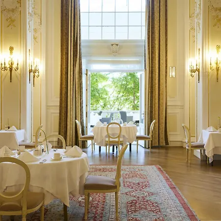 Palace Hotel 5*